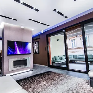 Paulay Free Parking Luxury Design With Terazze , Budapest Ungheria
